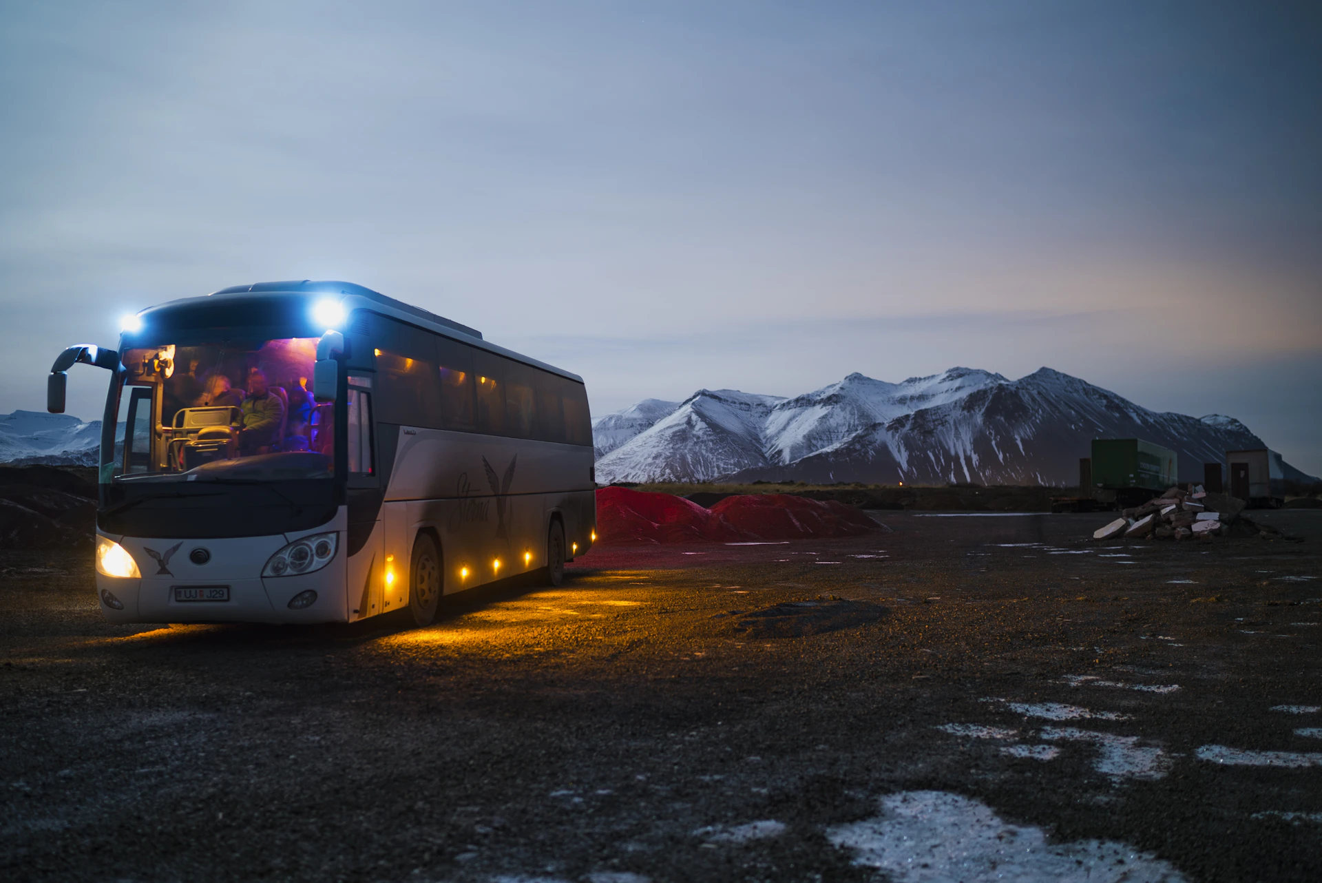 Full-size coach 50 seats
